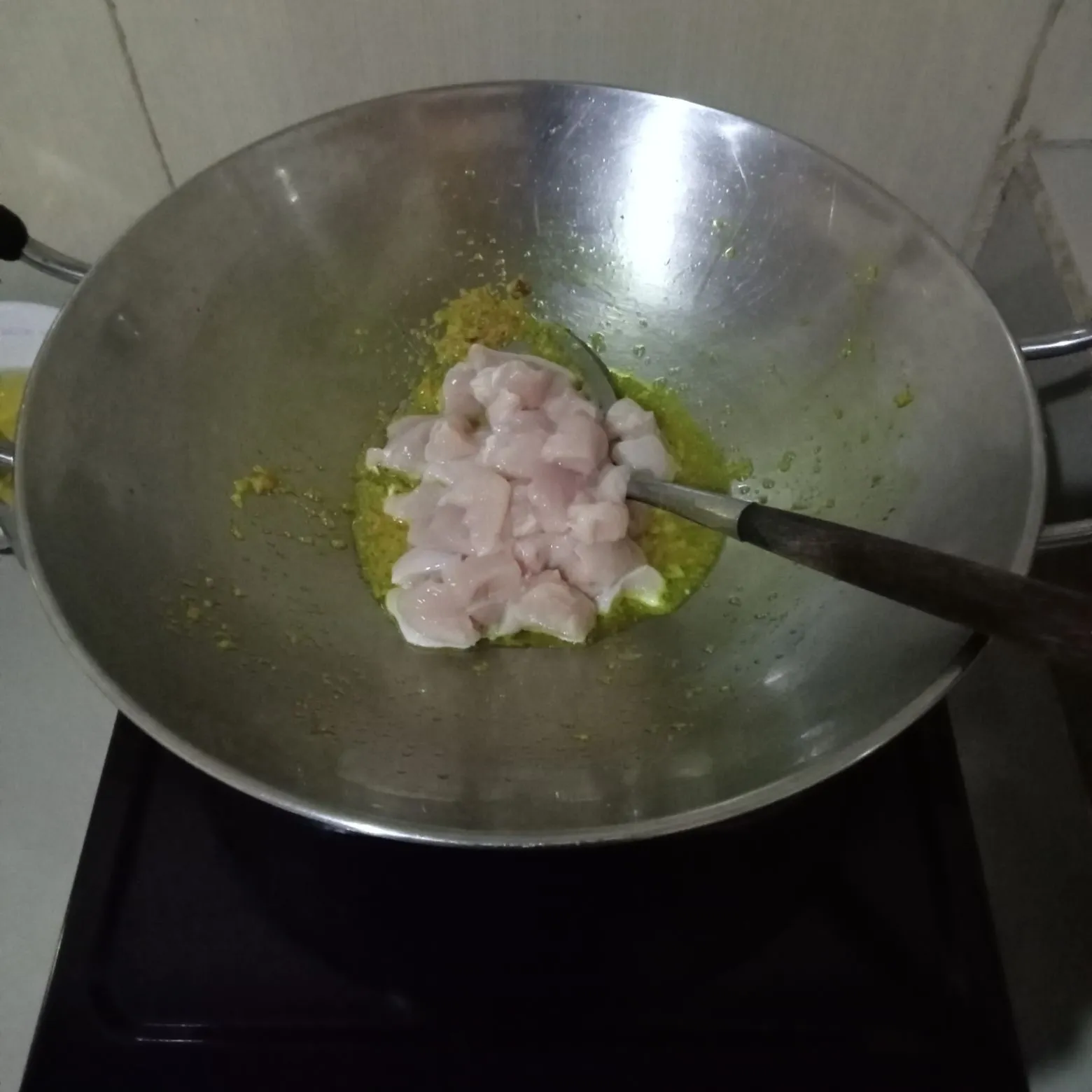 Step 4 Ayam dadu Buncis Bumbu Kuning