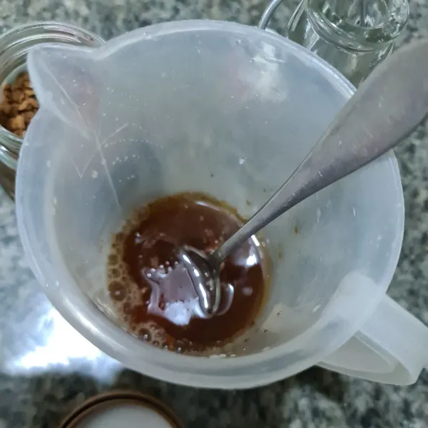 Aduk hingga tercampur rata.