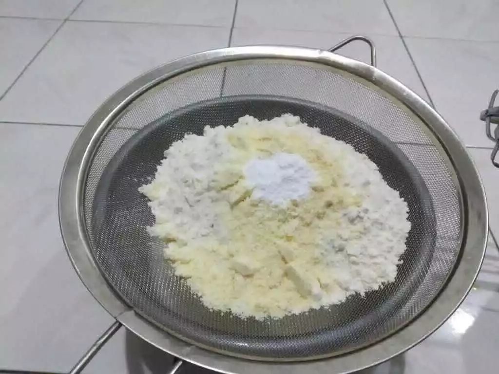 Step 3 Bolu Kukus Kopi
