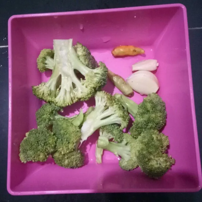 Step 1 Brokoli cah Sapi