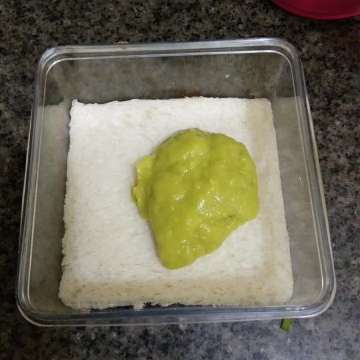Step 4 Roti Alpukat Madu