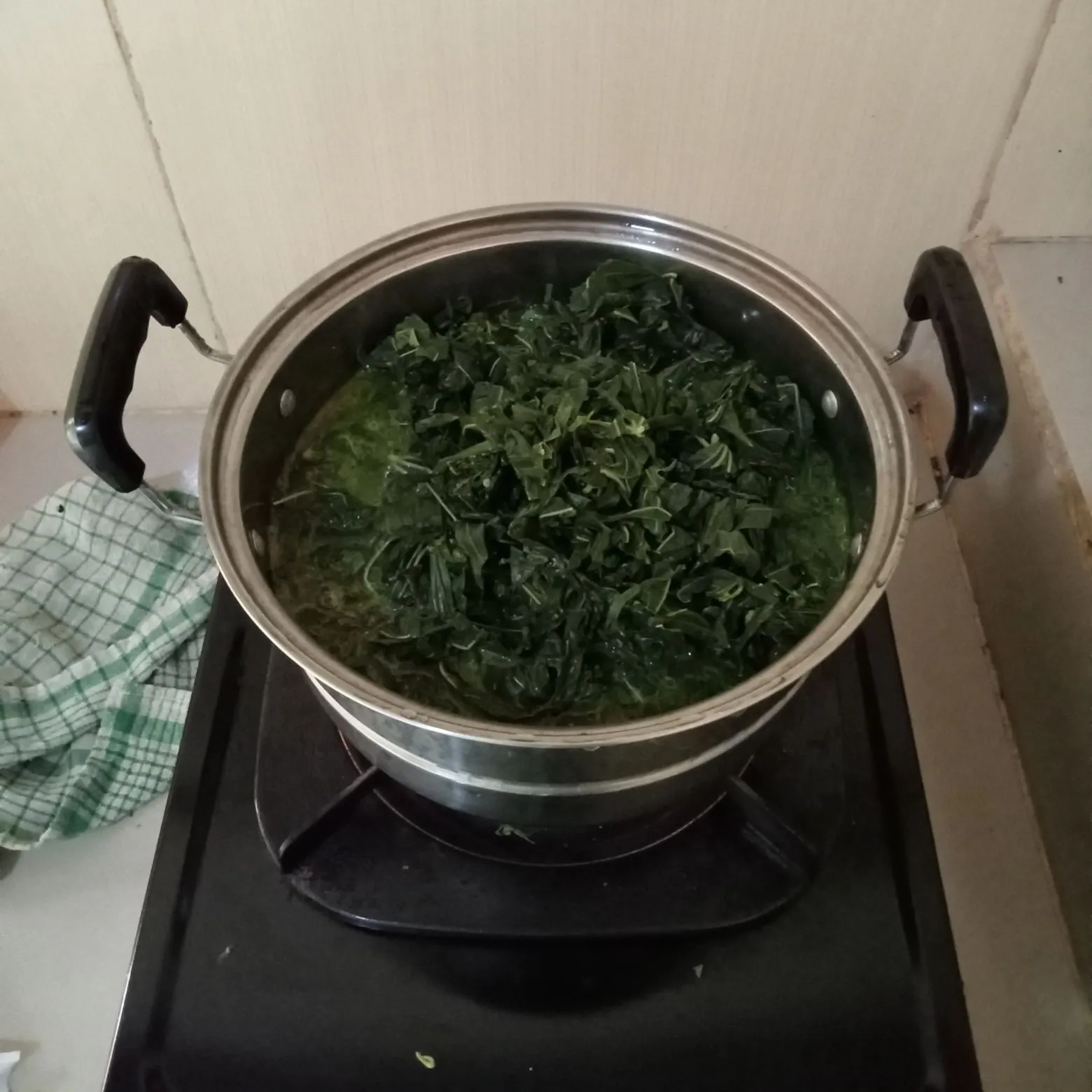 Step 5 Daun Singkong Kuah Kuning