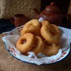 Donat Nasi