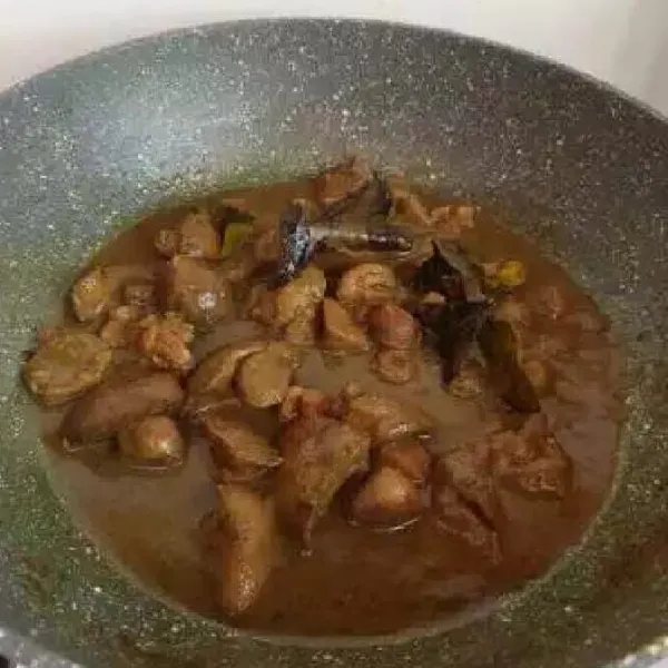 Masak hingga menyusut.