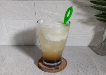 Es Kelapa Muda Gula Merah