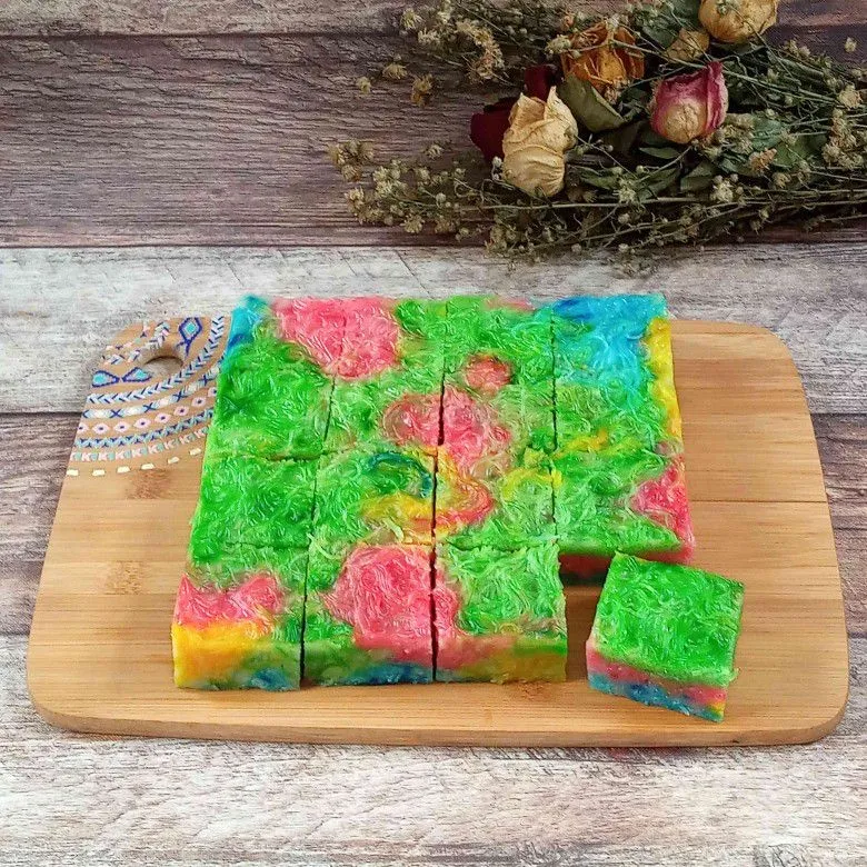 Kue Bihun Pelangi