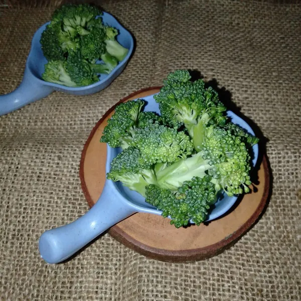 Sayur brokoli siap diolah.