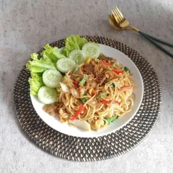 Mie Nyemek Ala Anak Kost