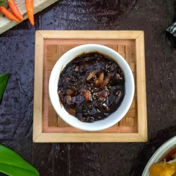 Siap disajikan sama tahu goreng.