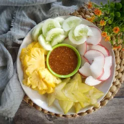 Rujak Buah Bumbu Kacang