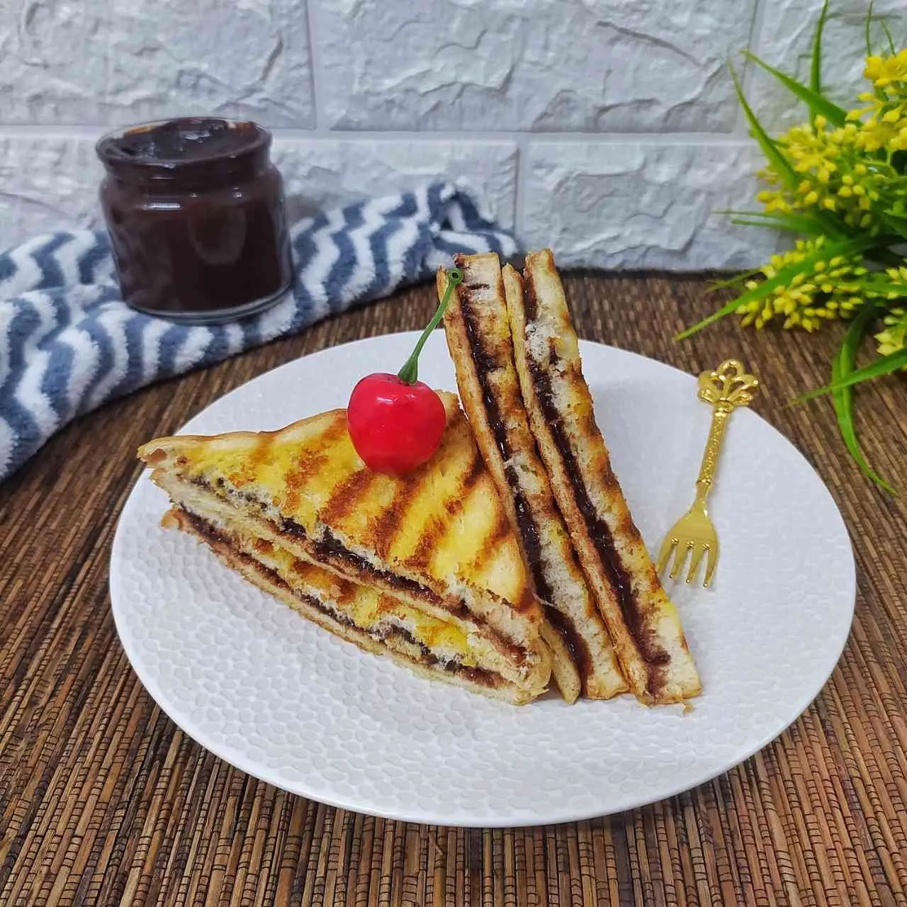 Roti Bakar Selai Coklat