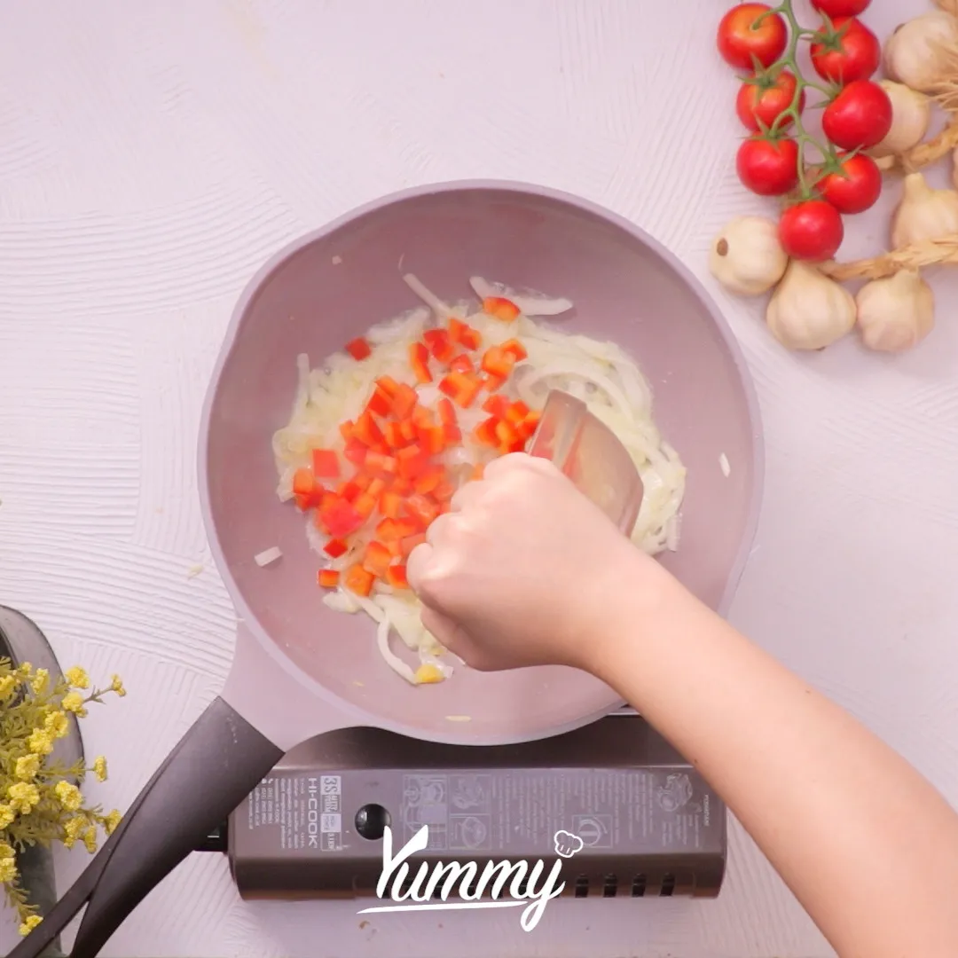 Step 4 Sosis Goreng Asam Manis