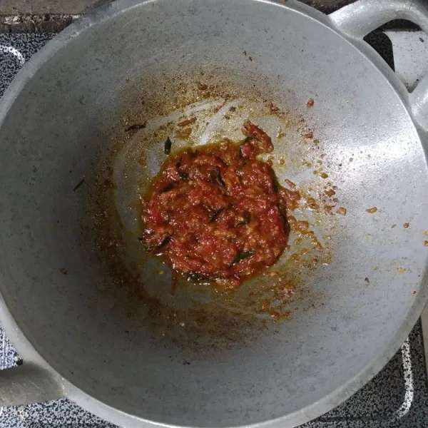 Kemudian sajikan sebagai pendamping makan.