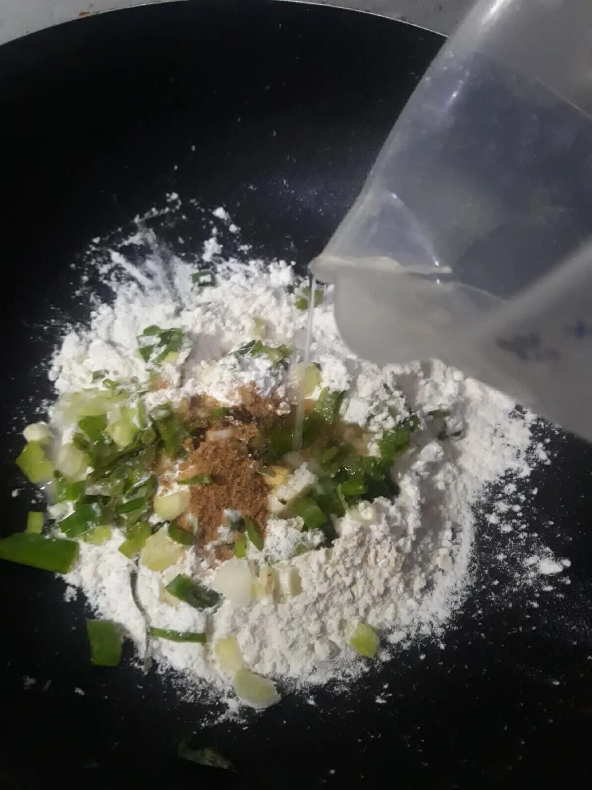 Step 2 Cucur Bawang Khas Sunda
