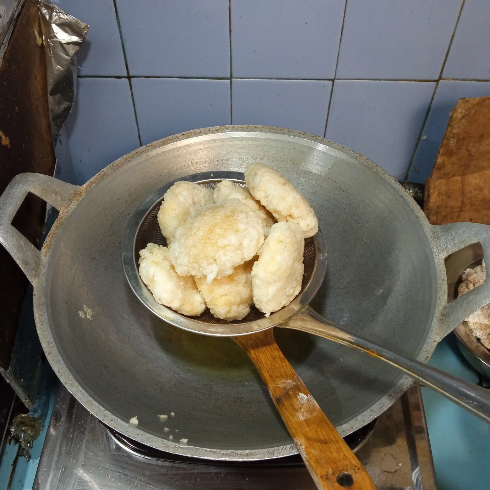 Step 8 Cireng Tahu Kuah Bumbu Rujak