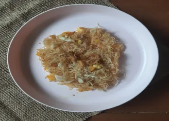 Bihun Goreng Telur