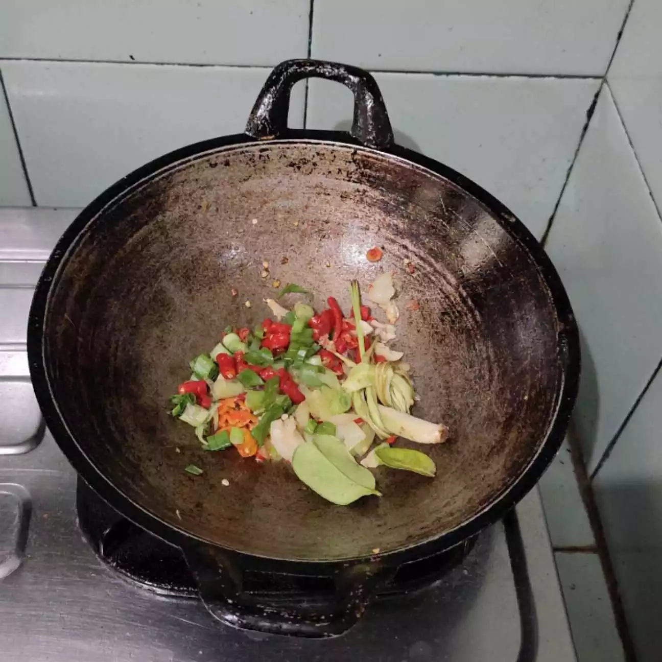 Step 1 Tumis Ayam Pedas