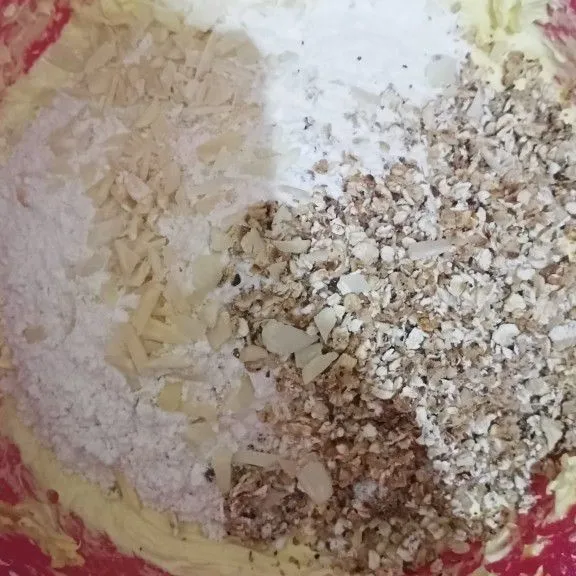 Step 4 Moringa Oatmeal Cookies