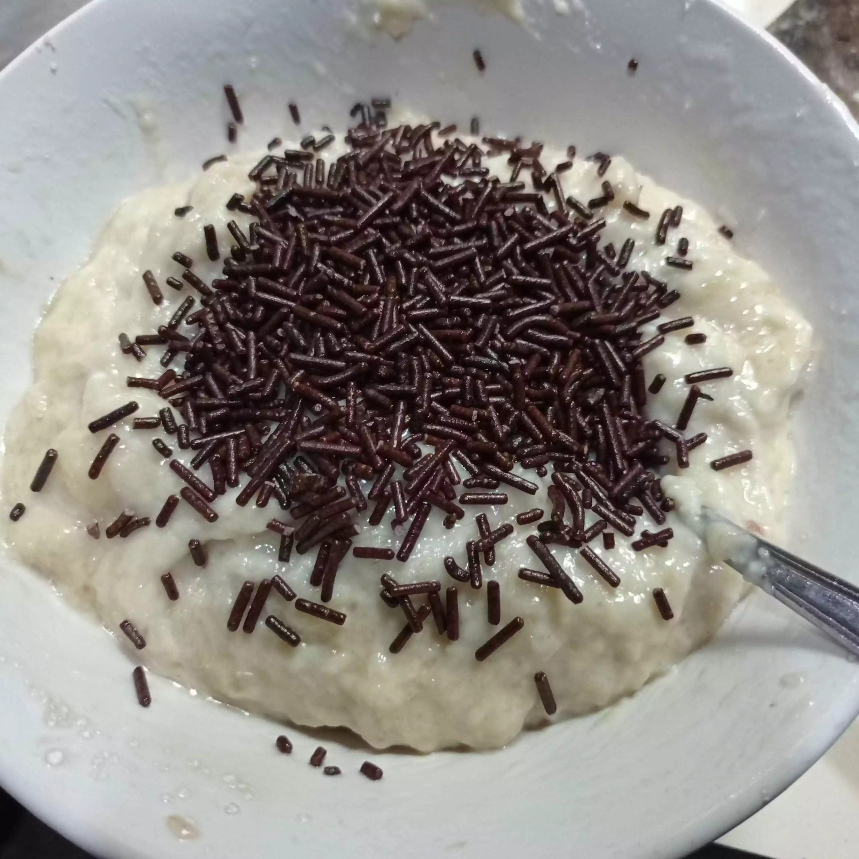 Step 4 Bolu Pisang Kukus Meses Cokelat Keju