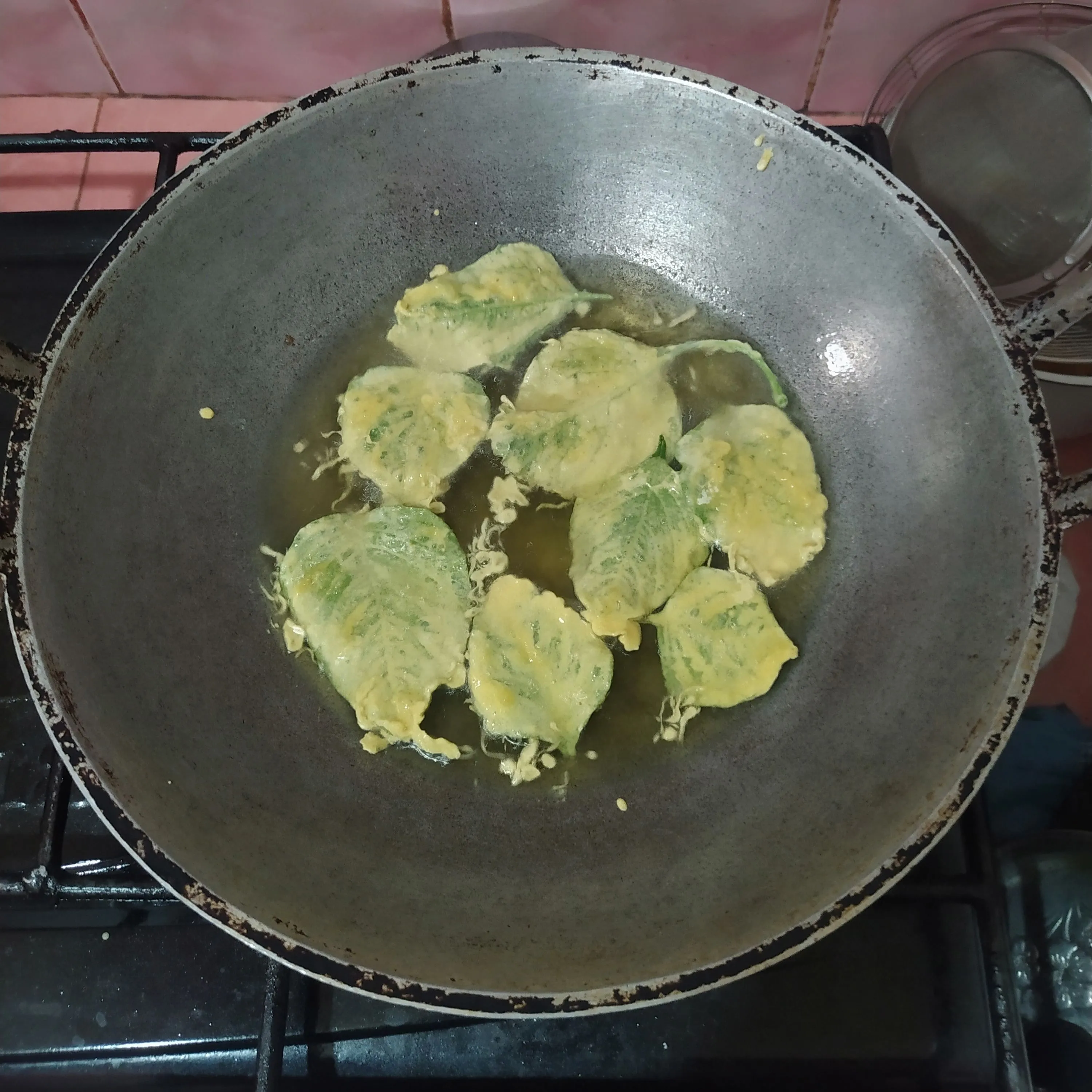 Step 4 Bayam Crispy