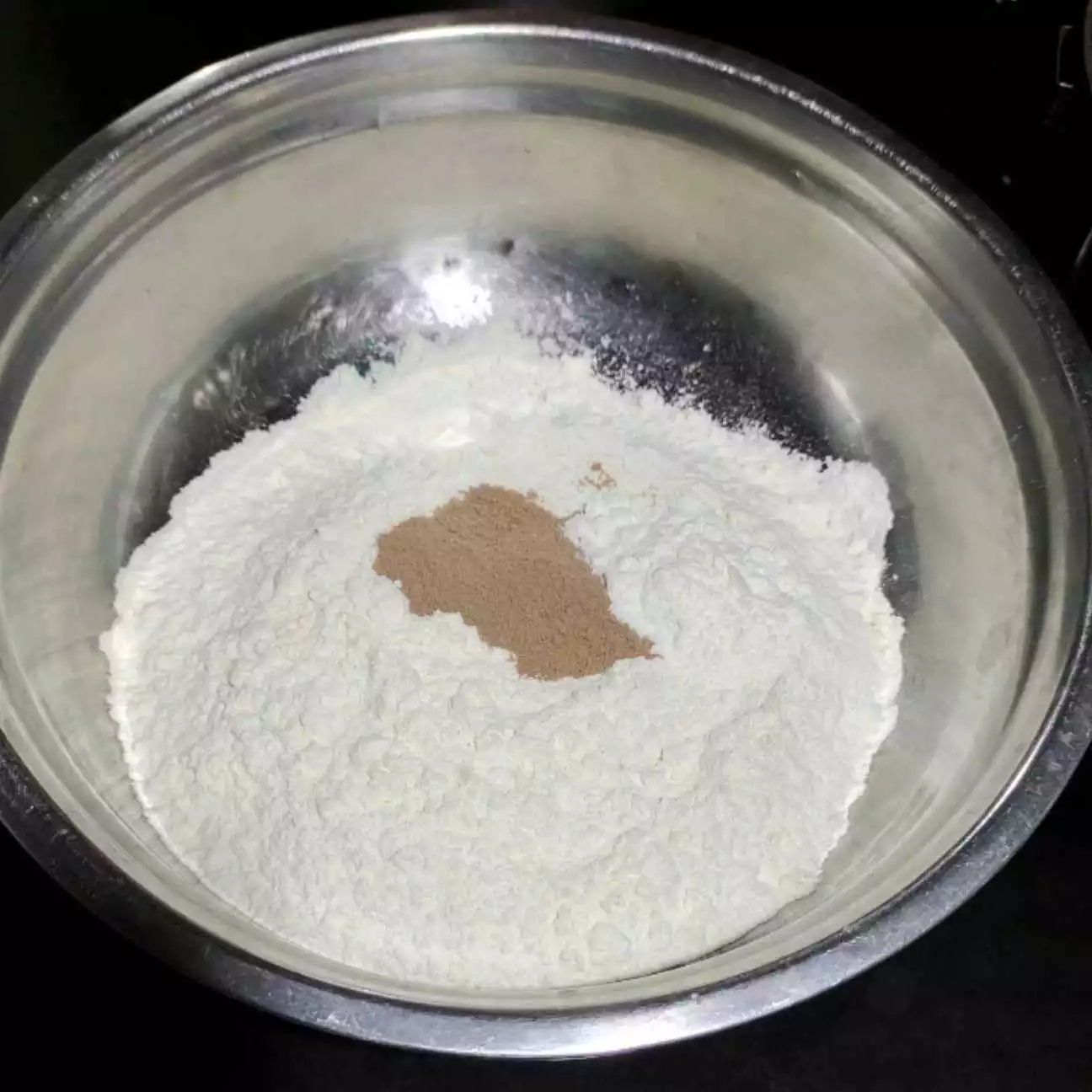 Step 1 Roti Meises Keju Crunchy