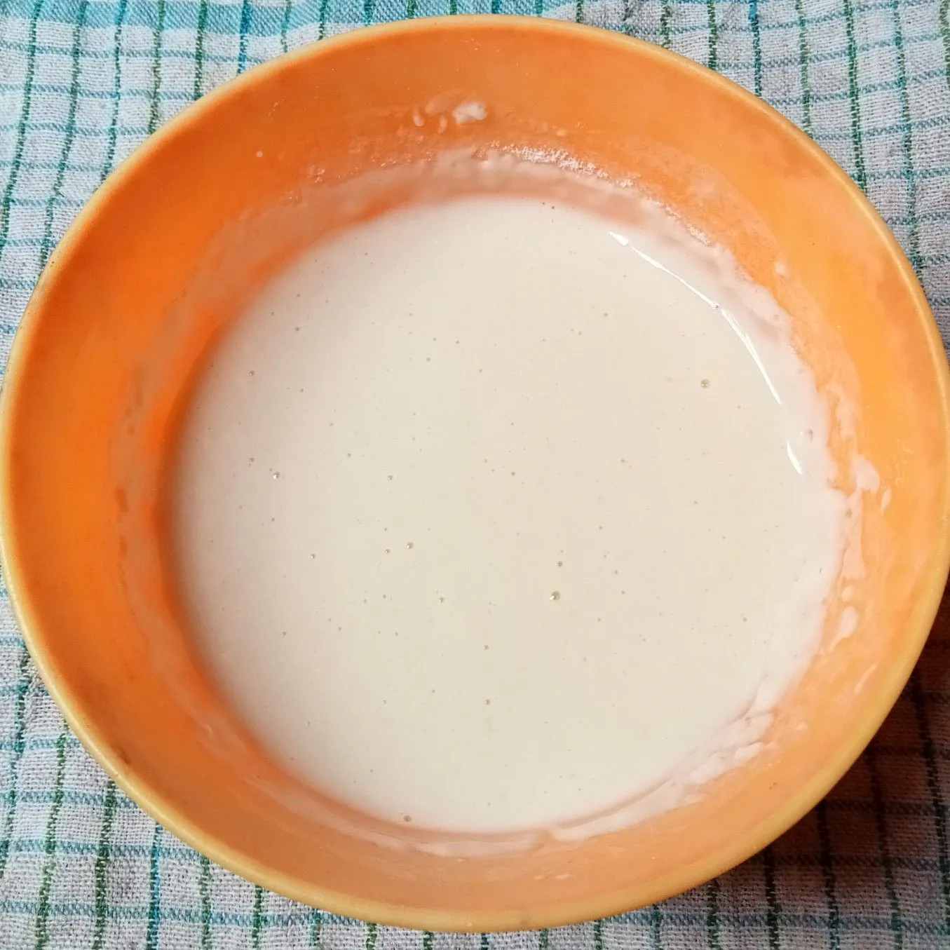 Step 2 Banana Pom-Pom