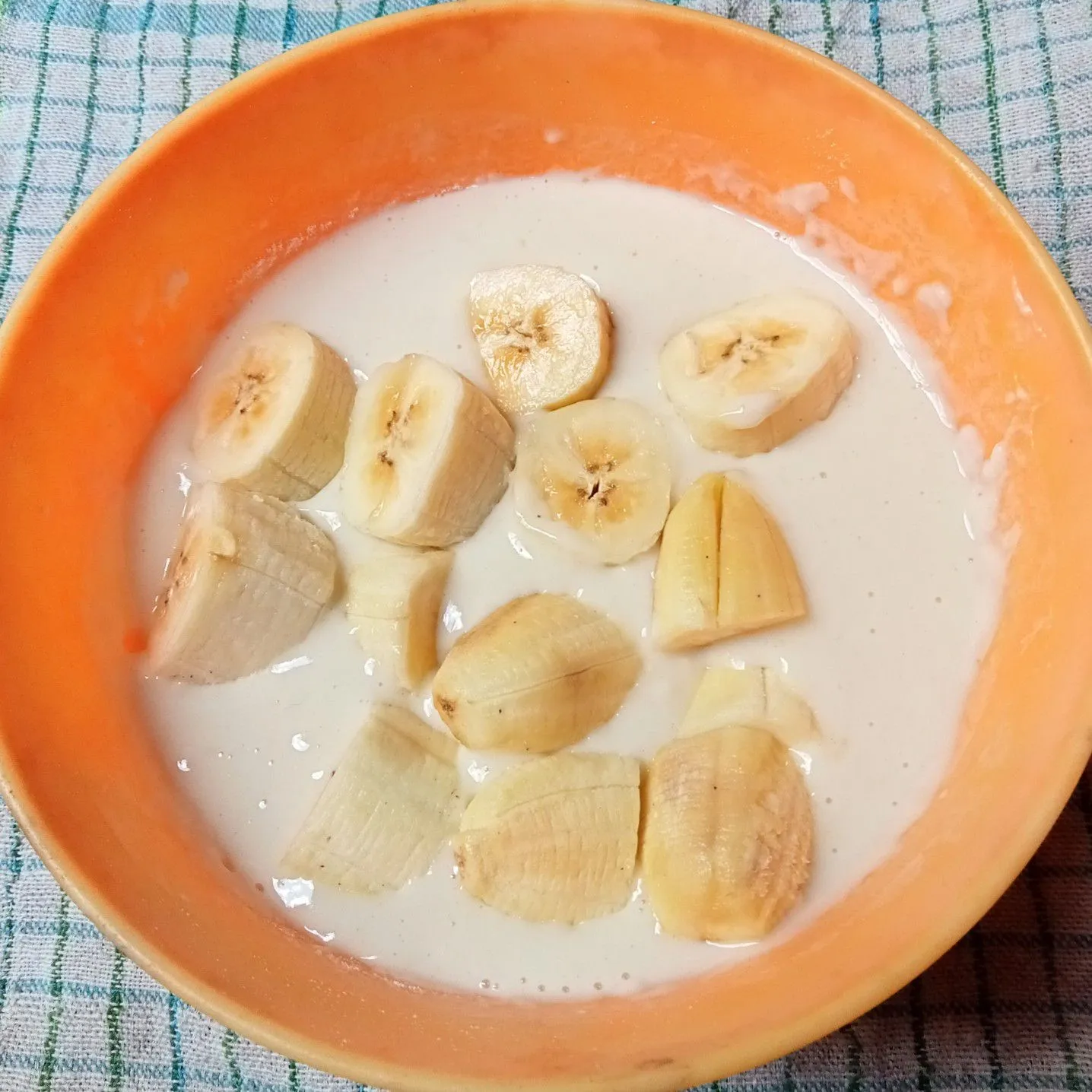 Step 3 Banana Pom-Pom