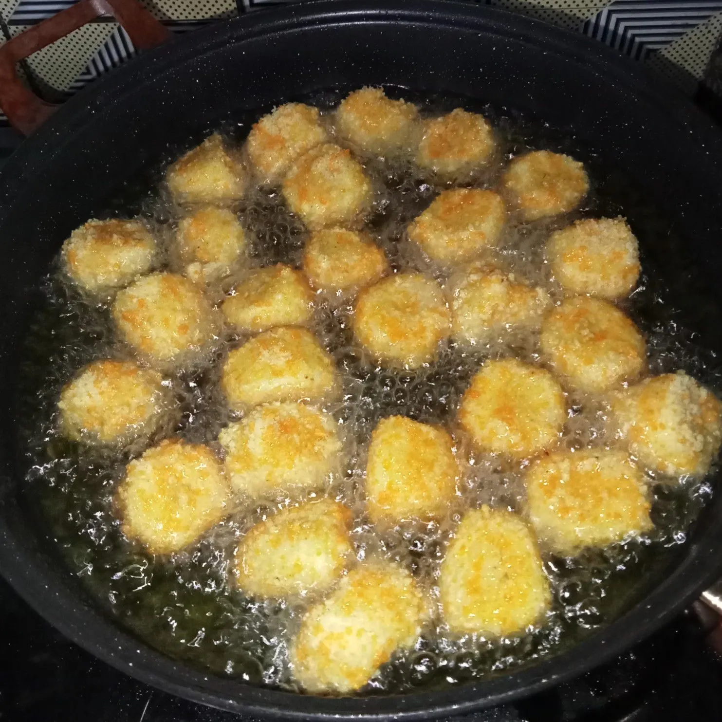 Step 5 Banana Pom-Pom