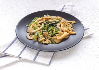 Tumis Jamur Tiram dan Kangkung