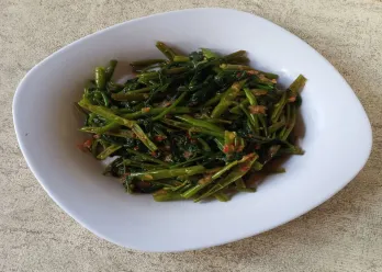 Kangkung Pedas Khas Manado #JagoMasakMinggu9Periode3