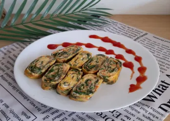 Telur Dadar Bayam Gulung