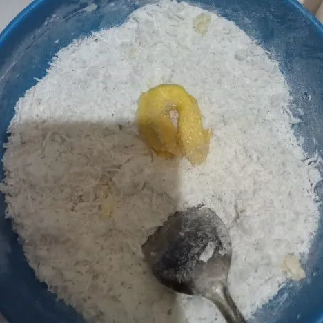 Step 4 Wingko Babat Teflon