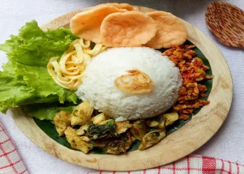 Nasi Uduk Rice Cooker