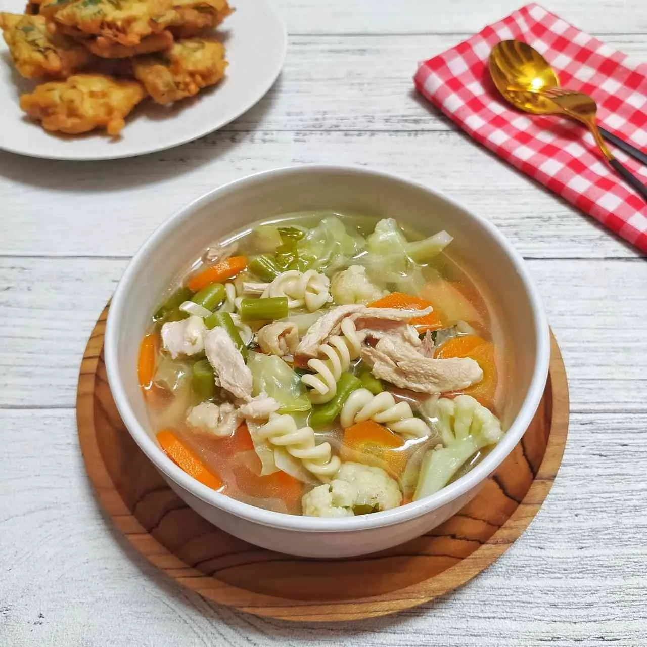 Sup Sayuran Ayam Suwir