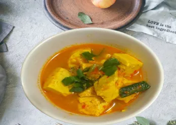 Tahu Kari Pedas