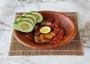 Penyetan Iwak Pe Ala Surabaya