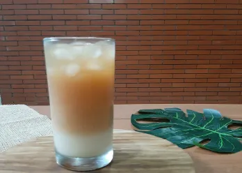 Yakult Tea
