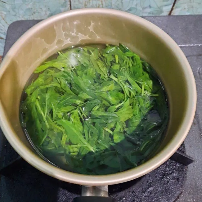 Step 1 Plecing Tahu Kangkung