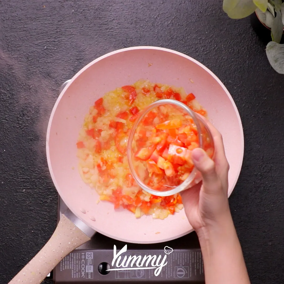 Step 2 Shakshuka (Telur Tomat Ala Afrika)