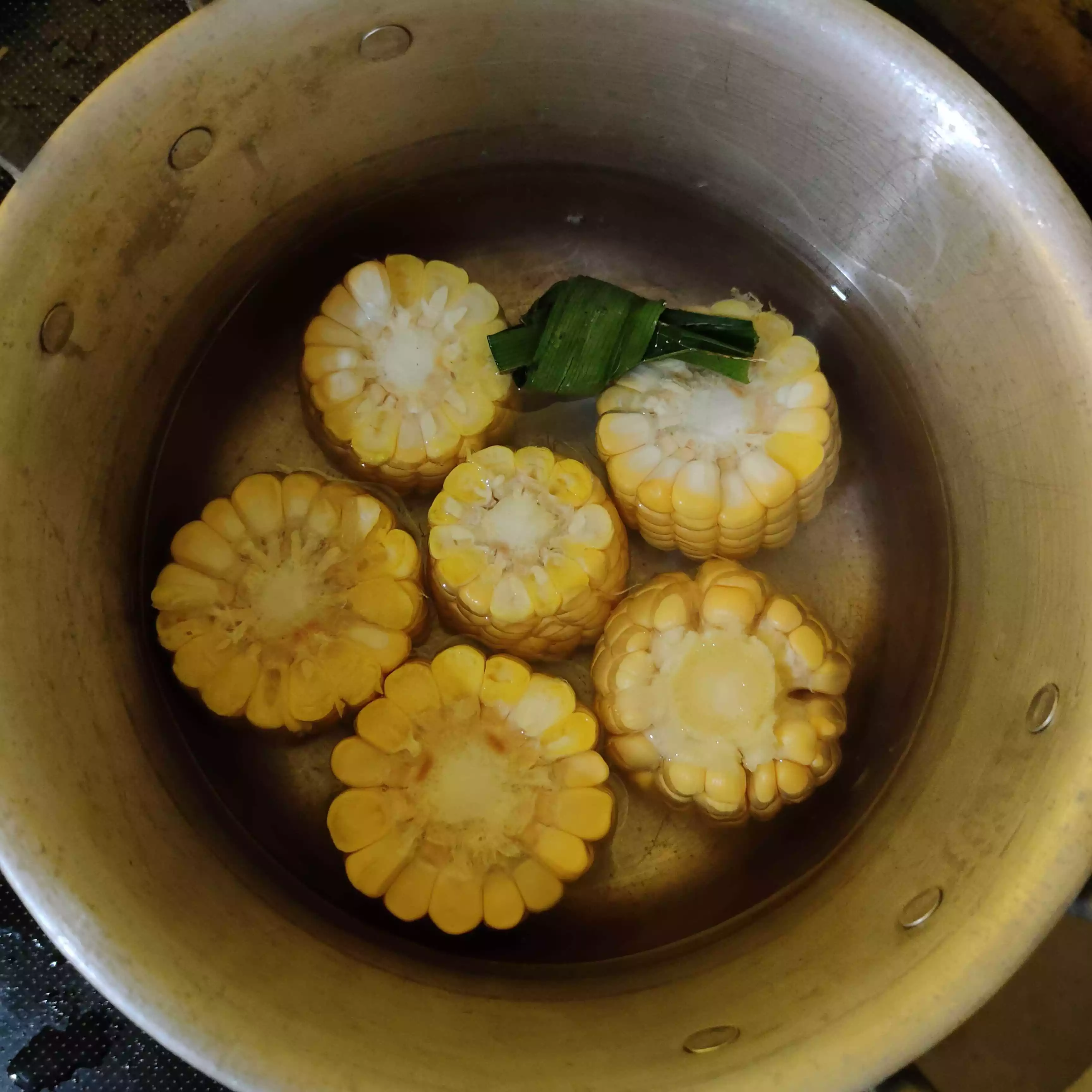 Step 2 Jagung Rebus Mentega
