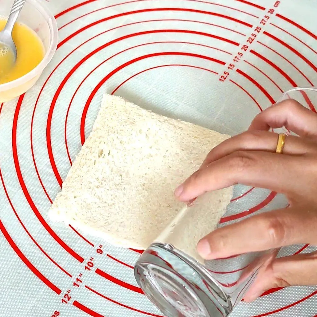 Step 2 Roti Sosis Kepiting
