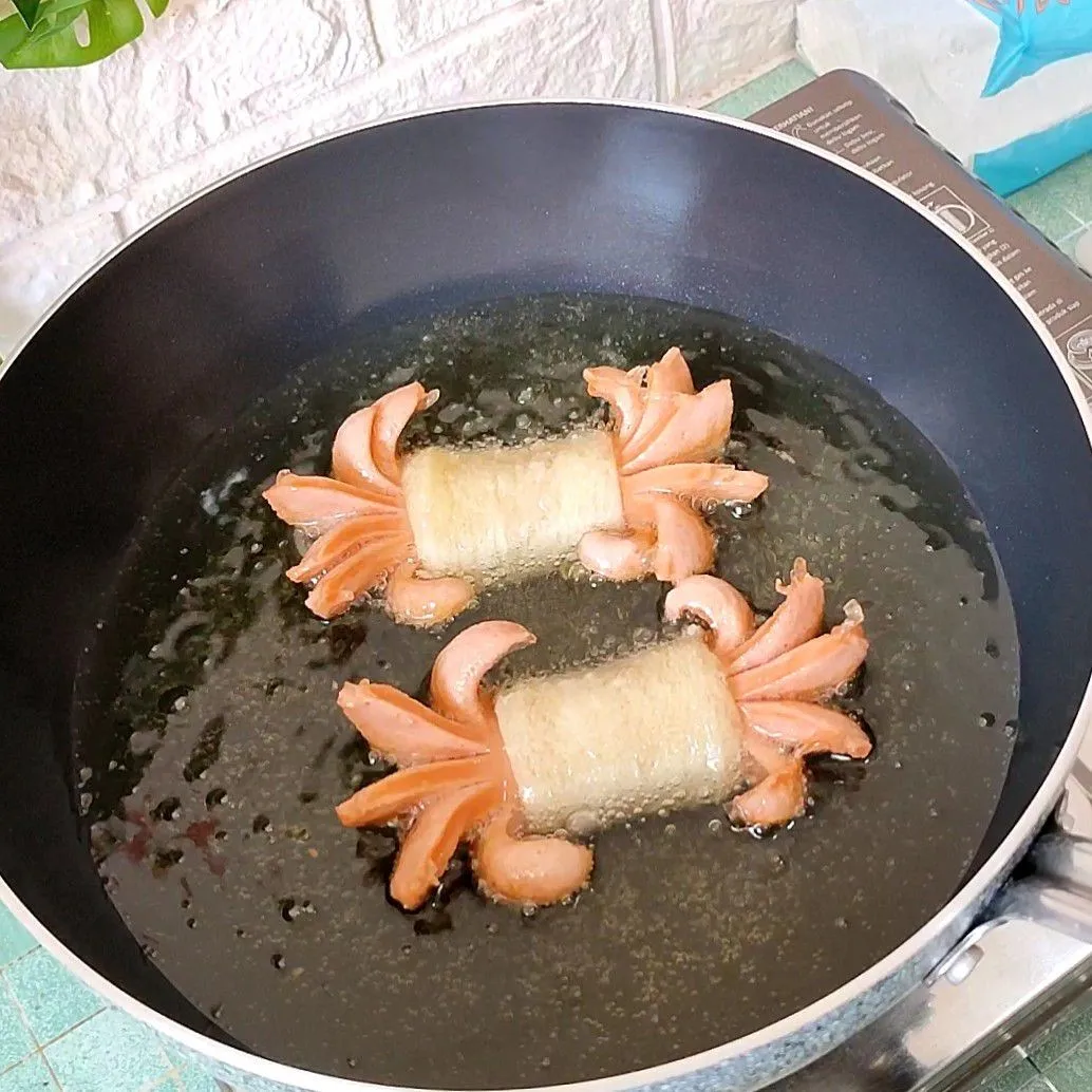 Step 4 Roti Sosis Kepiting