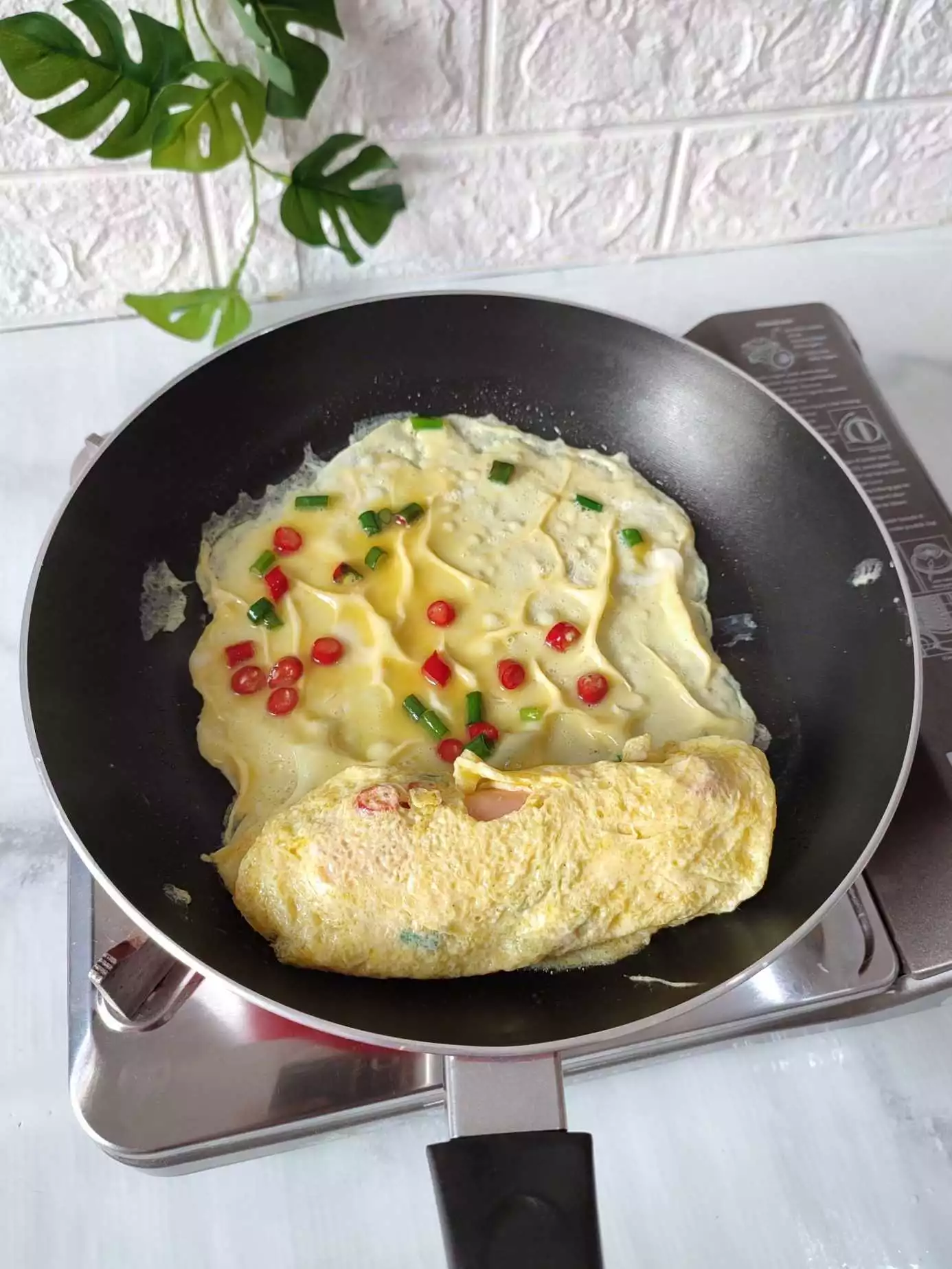 Step 5 Sosis Gulung Telur