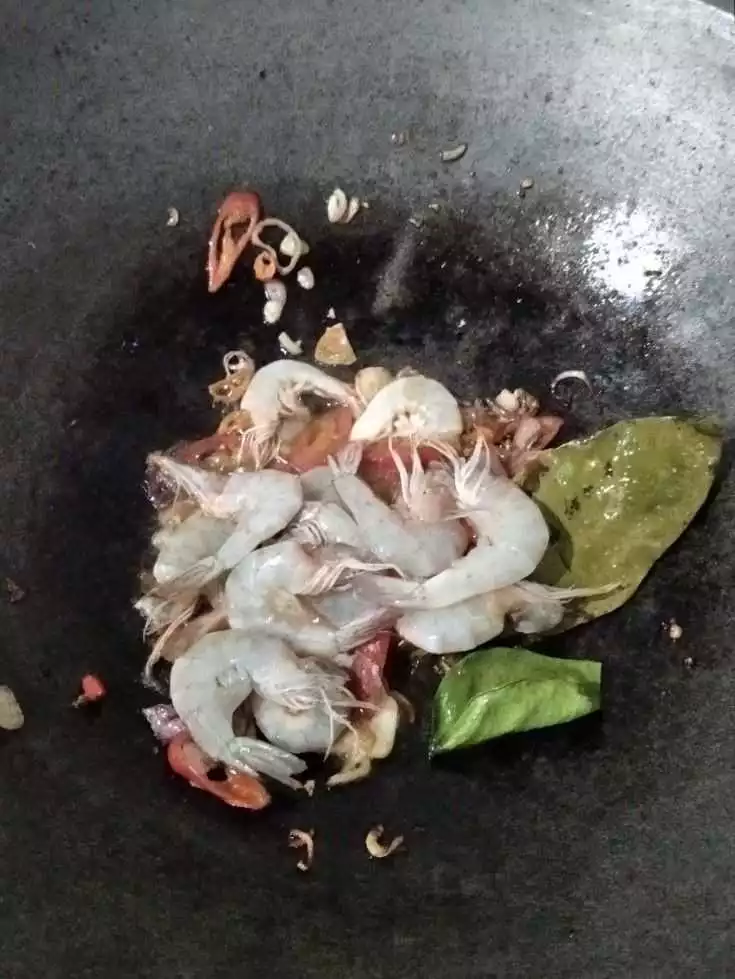 Step 3 Lodeh Labu Siam Bumbu Iris