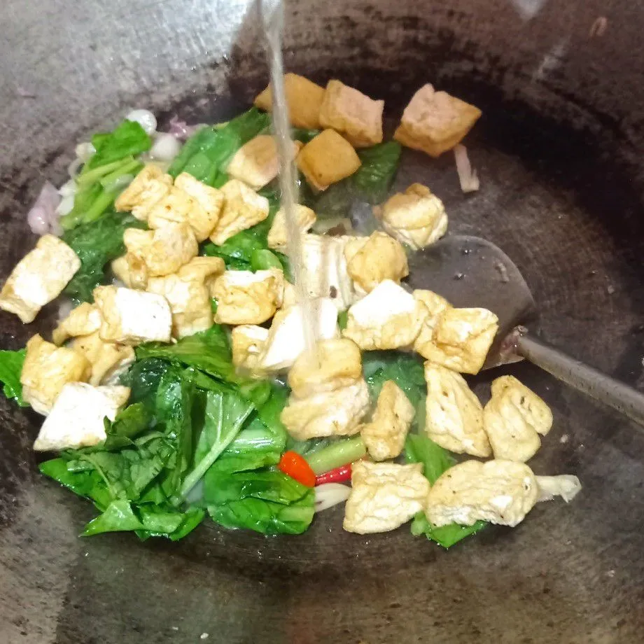 Step 8 Tumis Tahu Sawi Hijau