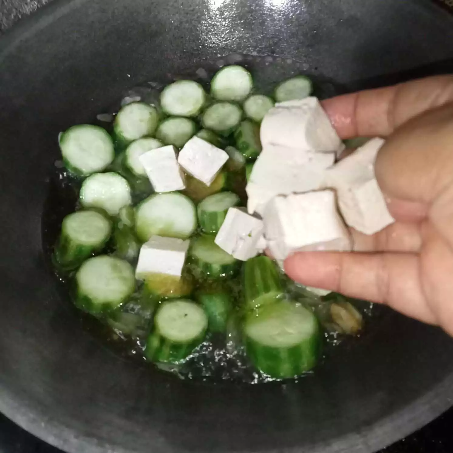 Step 4 Tumis Berkuah Gambas Tahu