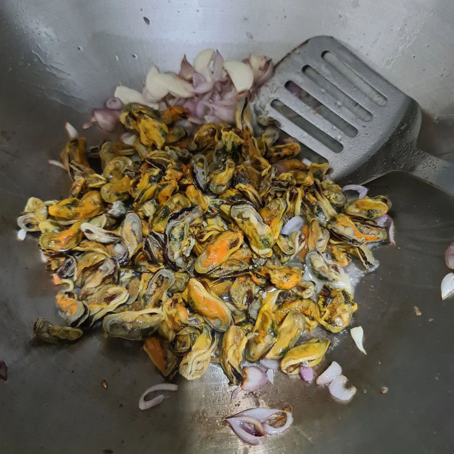 Step 5 Oseng Kupang Saus Tiram