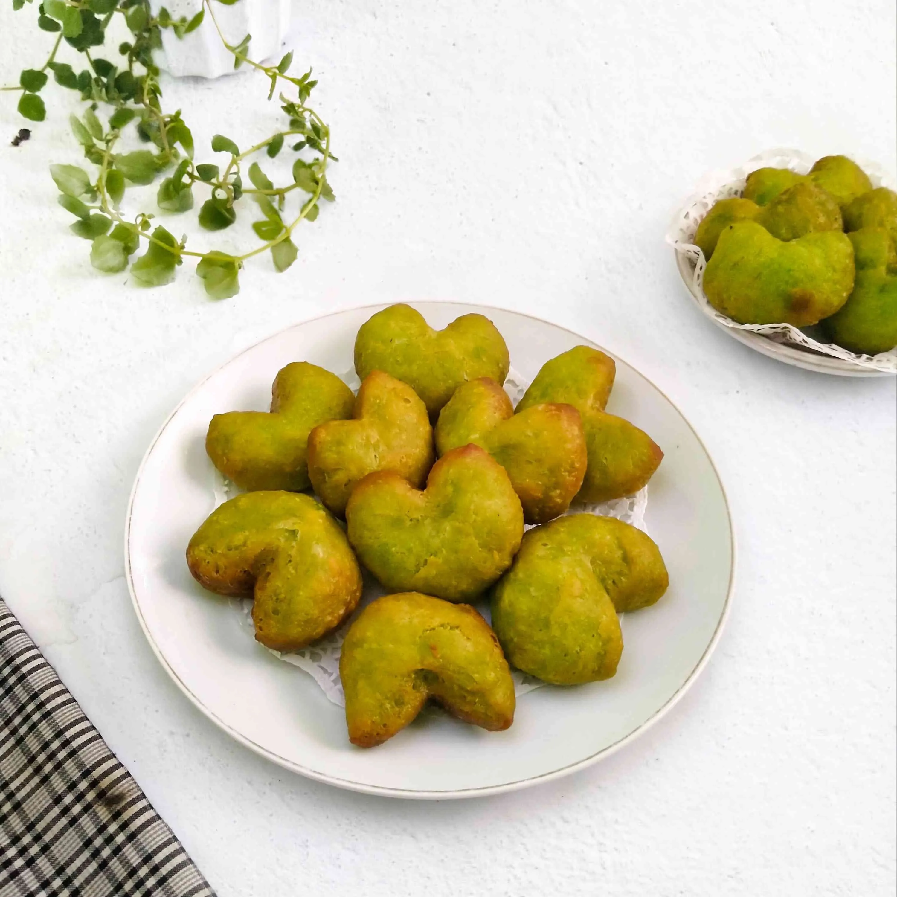 Donat Cinta Pandan Tanpa Telur