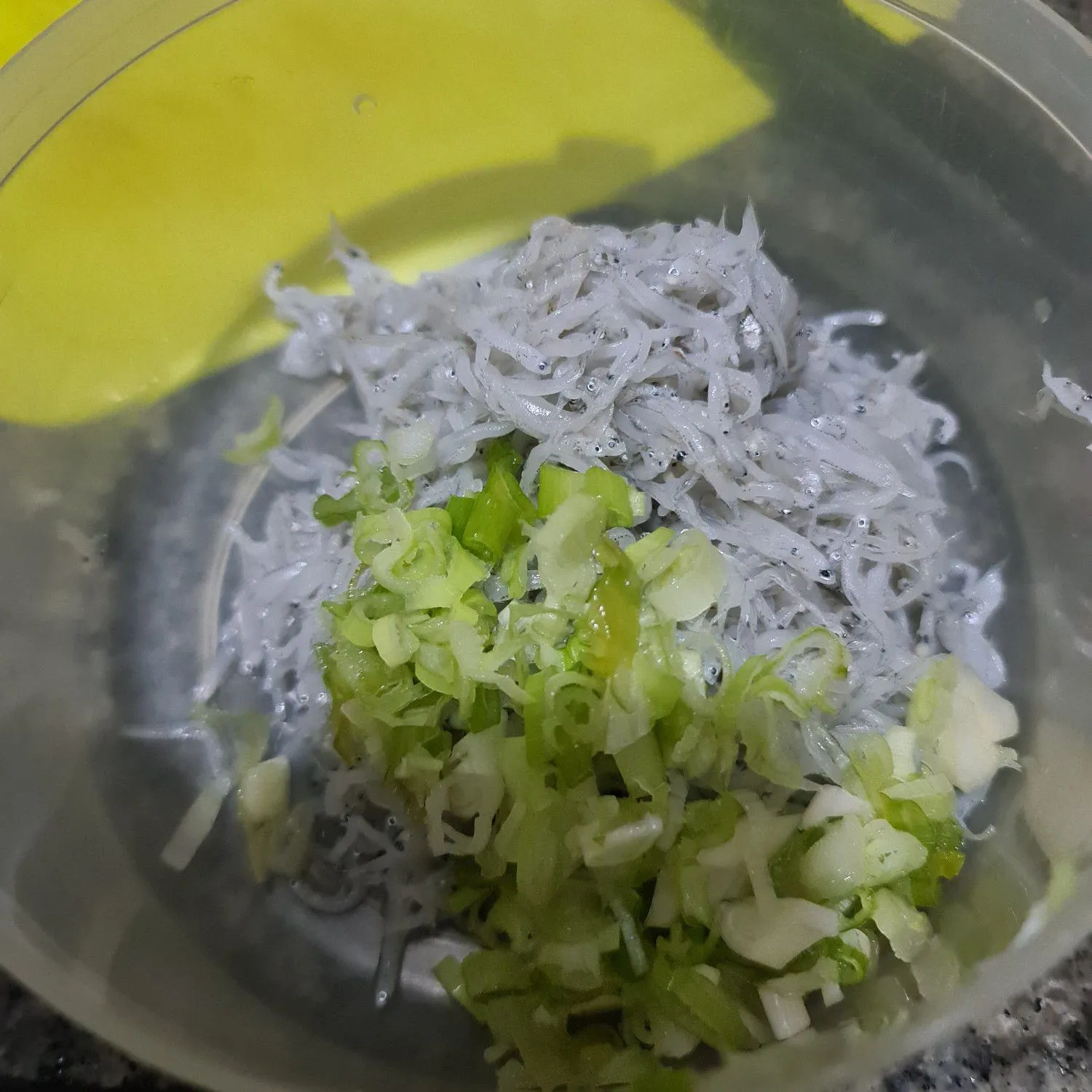 Step 2 Teri Nasi Goreng Telur