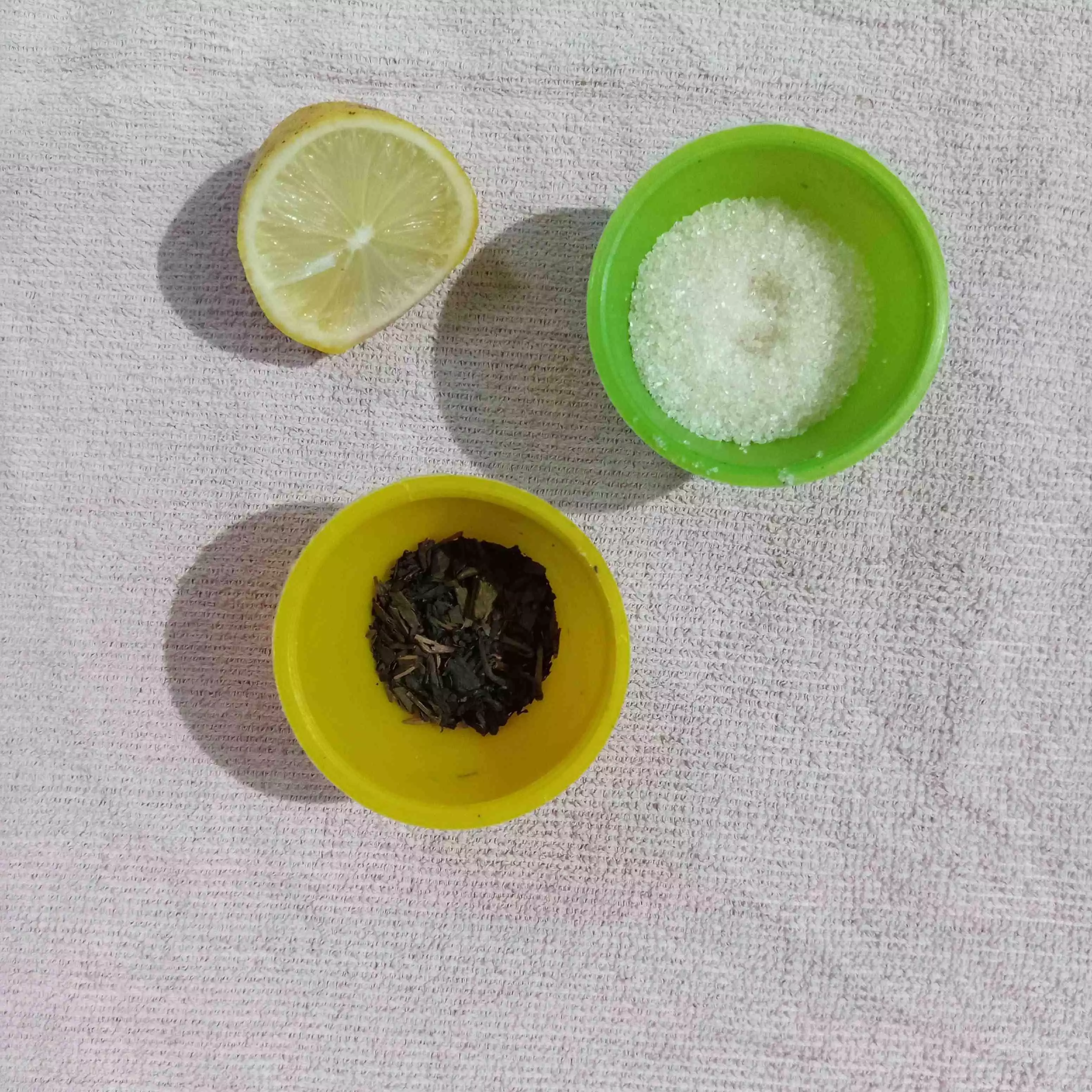 Step 1 Lemon Tea